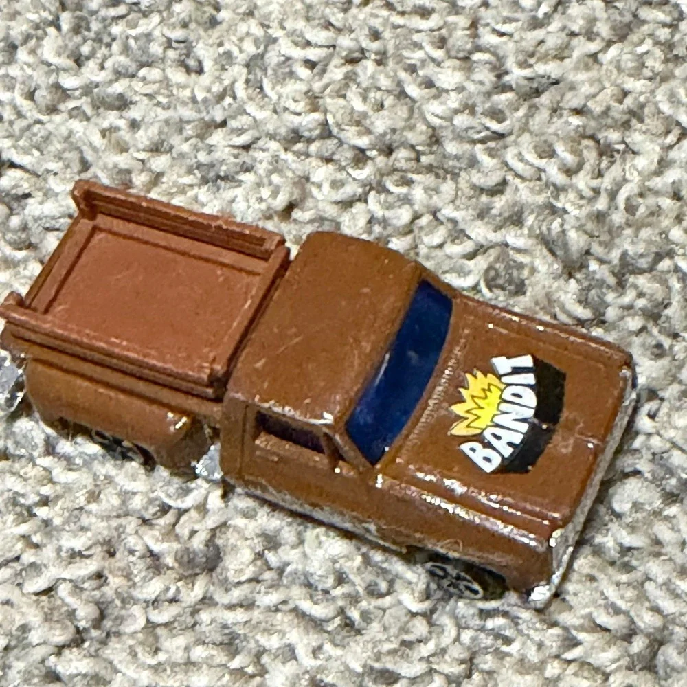 Vintage Diecast Toy Cars Lot Trucks Jeep Made in Hong Kong Mixed Lot‎ 8pc
